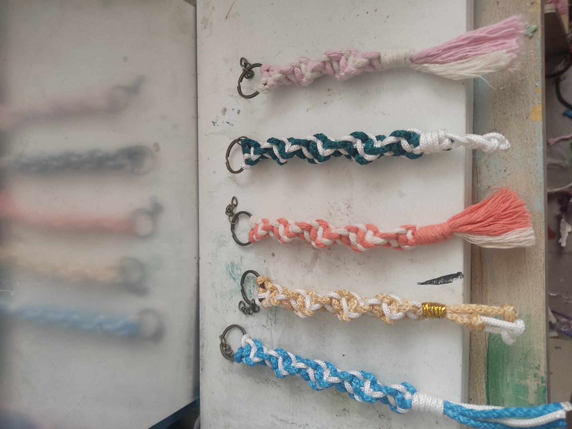 Accesorio de macramé para regalar